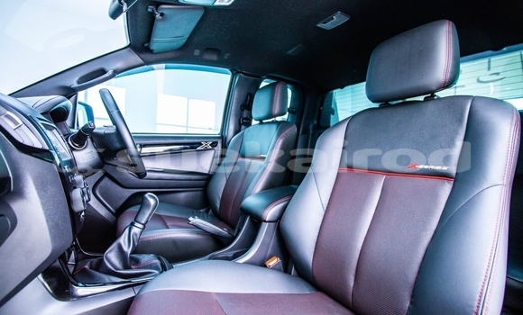 ซื้อ รถมือสอง Isuzu D-Max สีดำ รถยนต์ ใน %{เมือง} ใน กรุงเทพมหานคร ซื้อ รถมือสอง Isuzu D-Max สีดำ รถยนต์ ใน %{เมือง} ใน กรุงเทพมหานคร