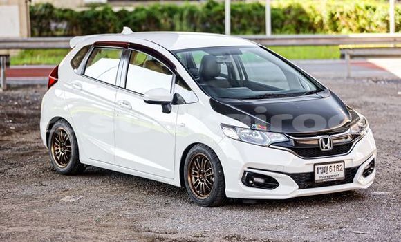 ซื้อ รถมือสอง Honda Jazz ขาว รถยนต์ ใน %{เมือง} ใน กรุงเทพมหานคร ซื้อ รถมือสอง Honda Jazz ขาว รถยนต์ ใน %{เมือง} ใน กรุงเทพมหานคร