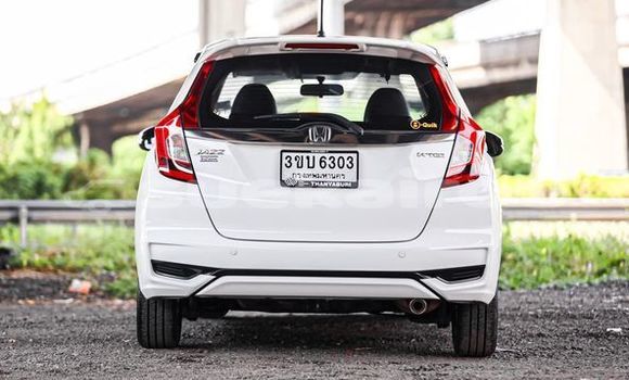 ซื้อ รถมือสอง Honda Jazz ขาว รถยนต์ ใน %{เมือง} ใน กรุงเทพมหานคร ซื้อ รถมือสอง Honda Jazz ขาว รถยนต์ ใน %{เมือง} ใน กรุงเทพมหานคร