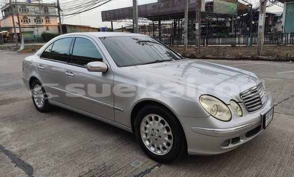 ซื้อ รถมือสอง Mercedes-Benz E200 เงิน รถยนต์ ใน %{เมือง} ใน กรุงเทพมหานคร ซื้อ รถมือสอง Mercedes-Benz E200 เงิน รถยนต์ ใน %{เมือง} ใน กรุงเทพมหานคร