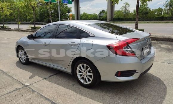 ซื้อ รถมือสอง Honda Civic เงิน รถยนต์ ใน %{เมือง} ใน กรุงเทพมหานคร ซื้อ รถมือสอง Honda Civic เงิน รถยนต์ ใน %{เมือง} ใน กรุงเทพมหานคร