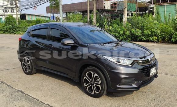 ซื้อ รถมือสอง Honda HR-V สีดำ รถยนต์ ใน %{เมือง} ใน กรุงเทพมหานคร ซื้อ รถมือสอง Honda HR-V สีดำ รถยนต์ ใน %{เมือง} ใน กรุงเทพมหานคร