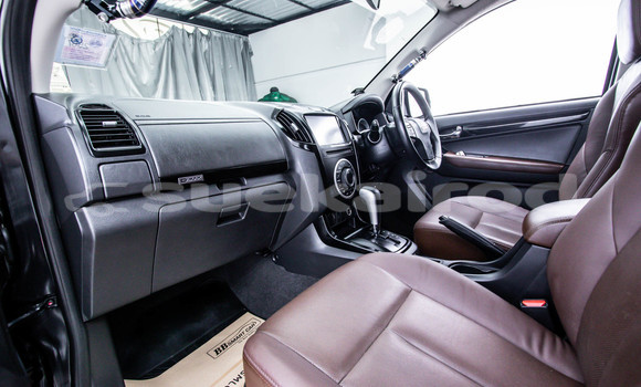 Buy Used Isuzu D-Max White Car in Bangkok in Bangkok Buy Used Isuzu D-Max White Car in Bangkok in Bangkok