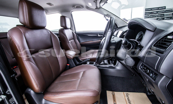 Buy Used Isuzu D-Max White Car in Bangkok in Bangkok Buy Used Isuzu D-Max White Car in Bangkok in Bangkok