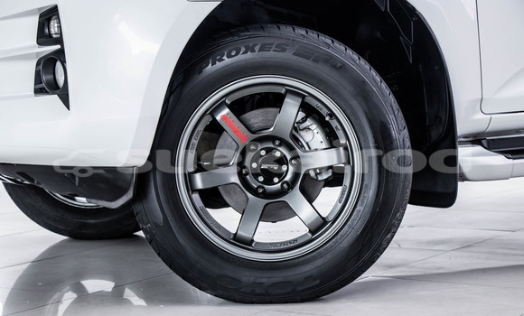 Buy Used Isuzu D-Max White Car in Bangkok in Bangkok Buy Used Isuzu D-Max White Car in Bangkok in Bangkok