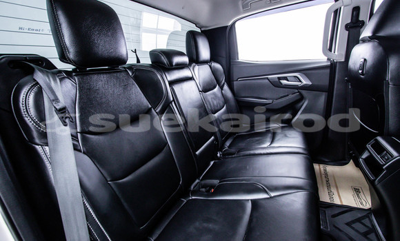 Buy Used Isuzu D-Max White Car in Bangkok in Bangkok Buy Used Isuzu D-Max White Car in Bangkok in Bangkok