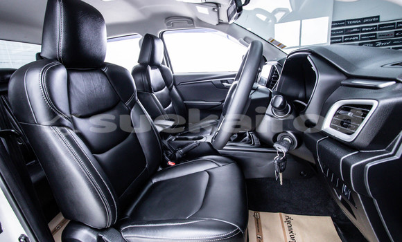 Buy Used Isuzu D-Max White Car in Bangkok in Bangkok Buy Used Isuzu D-Max White Car in Bangkok in Bangkok