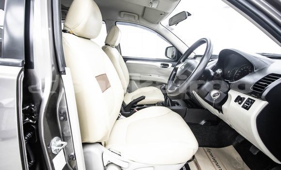 Buy Used Mitsubishi Pajero Brown Car in Bangkok in Bangkok Buy Used Mitsubishi Pajero Brown Car in Bangkok in Bangkok