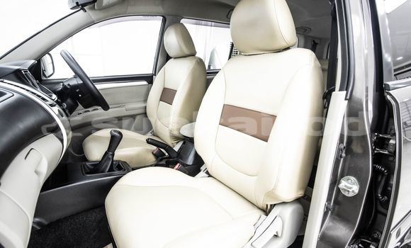 Buy Used Mitsubishi Pajero Brown Car in Bangkok in Bangkok Buy Used Mitsubishi Pajero Brown Car in Bangkok in Bangkok