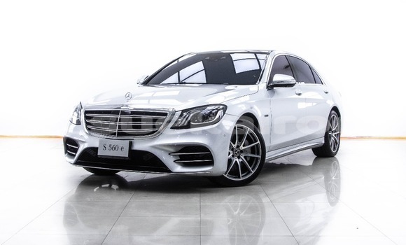 ซื้อ รถมือสอง Mercedes‒Benz S–Class อื่น ๆ รถยนต์ ใน %{เมือง} ใน กรุงเทพมหานคร