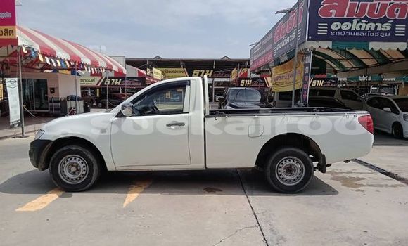 ซื้อ รถมือสอง Mitsubishi Triton ขาว รถยนต์ ใน %{เมือง} ใน กรุงเทพมหานคร ซื้อ รถมือสอง Mitsubishi Triton ขาว รถยนต์ ใน %{เมือง} ใน กรุงเทพมหานคร