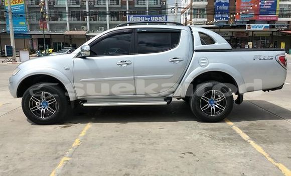 ซื้อ รถมือสอง Mitsubishi Triton เงิน รถยนต์ ใน %{เมือง} ใน กรุงเทพมหานคร ซื้อ รถมือสอง Mitsubishi Triton เงิน รถยนต์ ใน %{เมือง} ใน กรุงเทพมหานคร