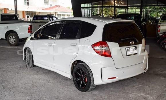 ซื้อ รถมือสอง Honda Jazz ขาว รถยนต์ ใน %{เมือง} ใน ชัยนาท ซื้อ รถมือสอง Honda Jazz ขาว รถยนต์ ใน %{เมือง} ใน ชัยนาท