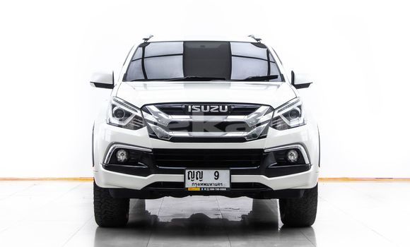 Buy Used Isuzu MU-X White Car in Bangkok in Bangkok Buy Used Isuzu MU-X White Car in Bangkok in Bangkok