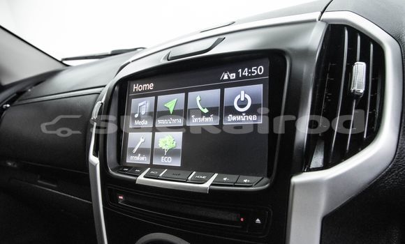 Buy Used Isuzu MU-X White Car in Bangkok in Bangkok Buy Used Isuzu MU-X White Car in Bangkok in Bangkok