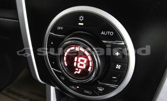 Buy Used Isuzu MU-X White Car in Bangkok in Bangkok Buy Used Isuzu MU-X White Car in Bangkok in Bangkok