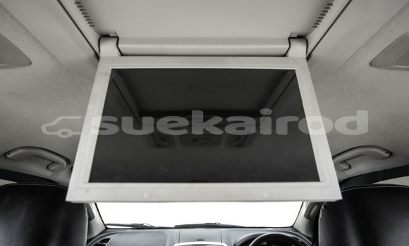 Buy Used Isuzu MU-X White Car in Bangkok in Bangkok Buy Used Isuzu MU-X White Car in Bangkok in Bangkok