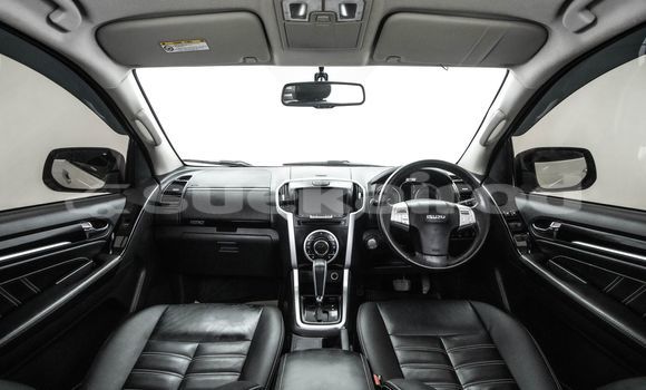 Buy Used Isuzu MU-X White Car in Bangkok in Bangkok Buy Used Isuzu MU-X White Car in Bangkok in Bangkok