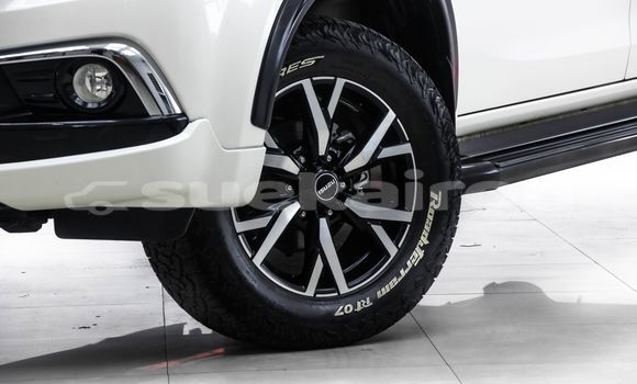 Buy Used Isuzu MU-X White Car in Bangkok in Bangkok Buy Used Isuzu MU-X White Car in Bangkok in Bangkok