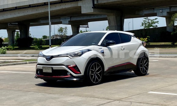 ซื้อ รถมือสอง Toyota C-HR ขาว รถยนต์ ใน %{เมือง} ใน กรุงเทพมหานคร ซื้อ รถมือสอง Toyota C-HR ขาว รถยนต์ ใน %{เมือง} ใน กรุงเทพมหานคร