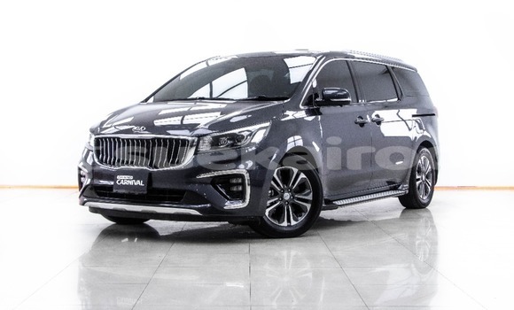 ซื้อ รถมือสอง Kia Carnival สีดำ รถยนต์ ใน %{เมือง} ใน กรุงเทพมหานคร