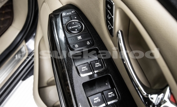 Buy Used Kia Carnival Black Car in Bangkok in Bangkok Buy Used Kia Carnival Black Car in Bangkok in Bangkok