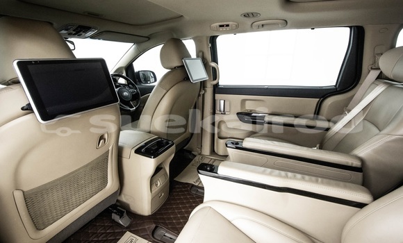 Buy Used Kia Carnival Black Car in Bangkok in Bangkok Buy Used Kia Carnival Black Car in Bangkok in Bangkok