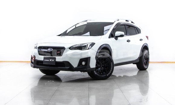 ซื้อ รถมือสอง Subaru XV ขาว รถยนต์ ใน %{เมือง} ใน กรุงเทพมหานคร