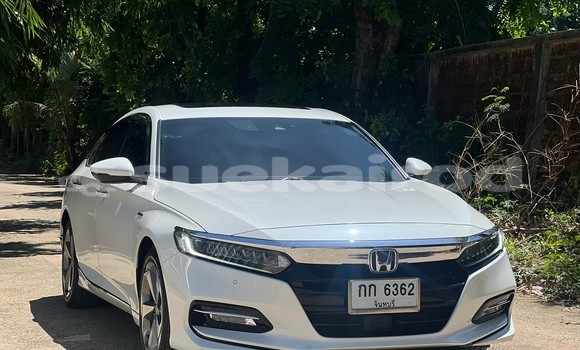 Buy Used Honda Accord White Car in Bangkok in Bangkok Buy Used Honda Accord White Car in Bangkok in Bangkok