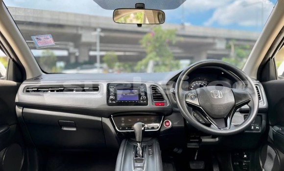 ซื้อ รถมือสอง Honda HR-V ขาว รถยนต์ ใน %{เมือง} ใน กรุงเทพมหานคร ซื้อ รถมือสอง Honda HR-V ขาว รถยนต์ ใน %{เมือง} ใน กรุงเทพมหานคร