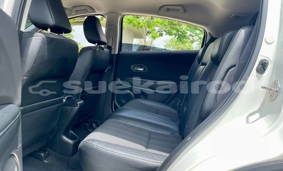 ซื้อ รถมือสอง Honda HR-V ขาว รถยนต์ ใน %{เมือง} ใน กรุงเทพมหานคร ซื้อ รถมือสอง Honda HR-V ขาว รถยนต์ ใน %{เมือง} ใน กรุงเทพมหานคร