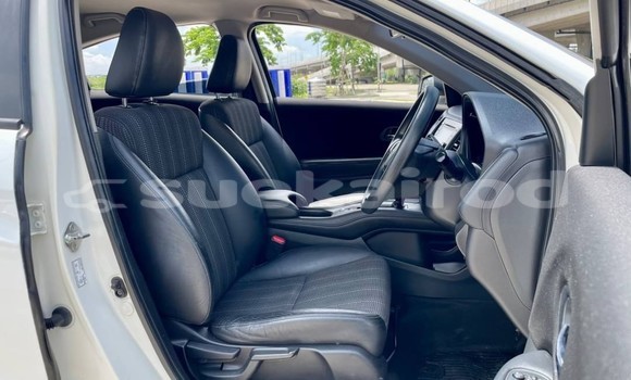 ซื้อ รถมือสอง Honda HR-V ขาว รถยนต์ ใน %{เมือง} ใน กรุงเทพมหานคร ซื้อ รถมือสอง Honda HR-V ขาว รถยนต์ ใน %{เมือง} ใน กรุงเทพมหานคร