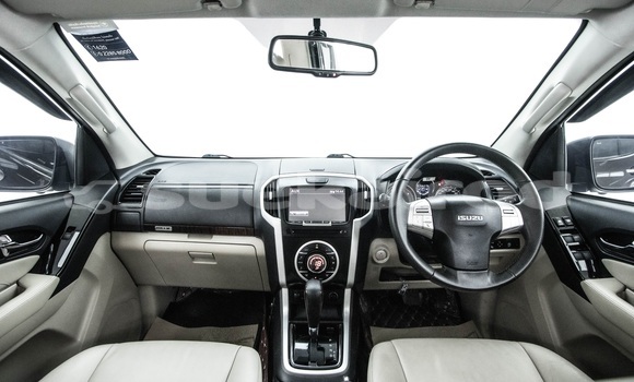 ซื้อ รถมือสอง Isuzu MU-X สีน้ำตาล รถยนต์ ใน %{เมือง} ใน กรุงเทพมหานคร ซื้อ รถมือสอง Isuzu MU-X สีน้ำตาล รถยนต์ ใน %{เมือง} ใน กรุงเทพมหานคร