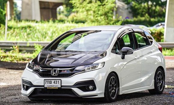 ซื้อ รถมือสอง Honda Jazz ขาว รถยนต์ ใน %{เมือง} ใน กรุงเทพมหานคร ซื้อ รถมือสอง Honda Jazz ขาว รถยนต์ ใน %{เมือง} ใน กรุงเทพมหานคร