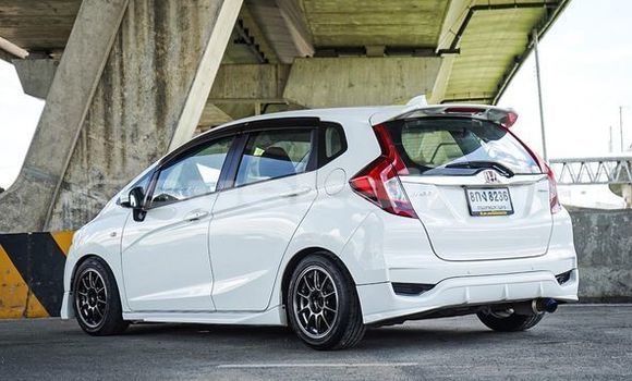 ซื้อ รถมือสอง Honda Jazz ขาว รถยนต์ ใน %{เมือง} ใน กรุงเทพมหานคร ซื้อ รถมือสอง Honda Jazz ขาว รถยนต์ ใน %{เมือง} ใน กรุงเทพมหานคร