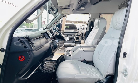 ซื้อ รถมือสอง Toyota Commuter ขาว รถยนต์ ใน %{เมือง} ใน กรุงเทพมหานคร ซื้อ รถมือสอง Toyota Commuter ขาว รถยนต์ ใน %{เมือง} ใน กรุงเทพมหานคร