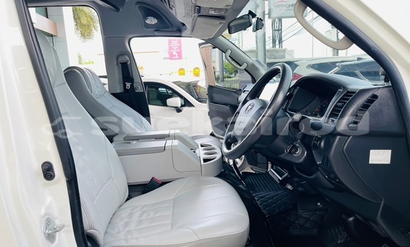 ซื้อ รถมือสอง Toyota Commuter ขาว รถยนต์ ใน %{เมือง} ใน กรุงเทพมหานคร ซื้อ รถมือสอง Toyota Commuter ขาว รถยนต์ ใน %{เมือง} ใน กรุงเทพมหานคร