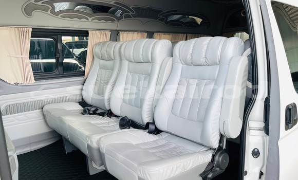 ซื้อ รถมือสอง Toyota Commuter ขาว รถยนต์ ใน %{เมือง} ใน กรุงเทพมหานคร ซื้อ รถมือสอง Toyota Commuter ขาว รถยนต์ ใน %{เมือง} ใน กรุงเทพมหานคร