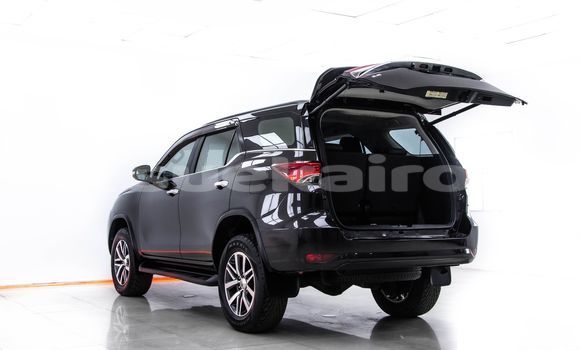 Buy Used Toyota Fortuner Brown Car in Bangkok in Bangkok Buy Used Toyota Fortuner Brown Car in Bangkok in Bangkok