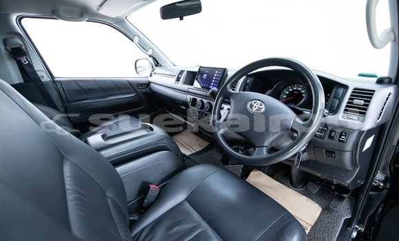 Buy Used Toyota Ventury Black Car in Bangkok in Bangkok Buy Used Toyota Ventury Black Car in Bangkok in Bangkok