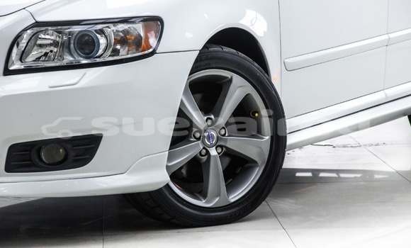 Buy Used Volvo V50 White Car in Bangkok in Bangkok Buy Used Volvo V50 White Car in Bangkok in Bangkok