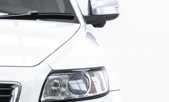 Buy Used Volvo V50 White Car in Bangkok in Bangkok Buy Used Volvo V50 White Car in Bangkok in Bangkok