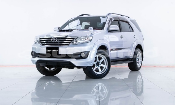 Buy Used Toyota Fortuner Silver Car in Bangkok in Bangkok