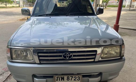 ซื้อ รถมือสอง Toyota 4Runner อื่น ๆ รถยนต์ ใน %{เมือง} ใน กรุงเทพมหานคร