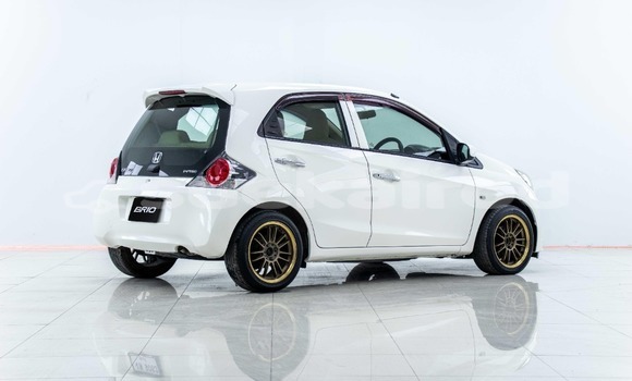 ซื้อ รถมือสอง Honda Brio ขาว รถยนต์ ใน %{เมือง} ใน กรุงเทพมหานคร ซื้อ รถมือสอง Honda Brio ขาว รถยนต์ ใน %{เมือง} ใน กรุงเทพมหานคร