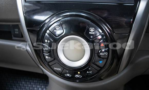 Buy Used Nissan March Green Car in Bangkok in Bangkok Buy Used Nissan March Green Car in Bangkok in Bangkok