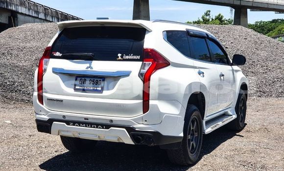 ซื้อ รถมือสอง Mitsubishi Pajero ขาว รถยนต์ ใน %{เมือง} ใน กรุงเทพมหานคร ซื้อ รถมือสอง Mitsubishi Pajero ขาว รถยนต์ ใน %{เมือง} ใน กรุงเทพมหานคร