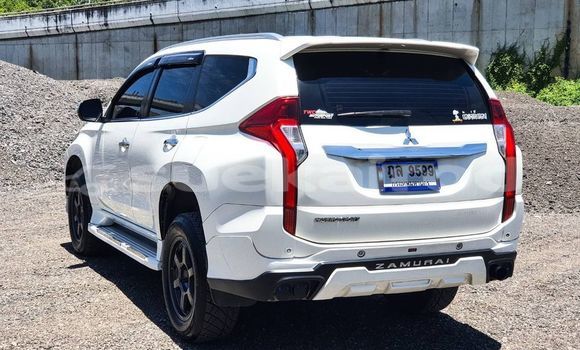 ซื้อ รถมือสอง Mitsubishi Pajero ขาว รถยนต์ ใน %{เมือง} ใน กรุงเทพมหานคร ซื้อ รถมือสอง Mitsubishi Pajero ขาว รถยนต์ ใน %{เมือง} ใน กรุงเทพมหานคร