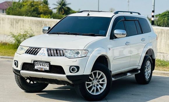 ซื้อ รถมือสอง Mitsubishi Pajero ขาว รถยนต์ ใน %{เมือง} ใน กรุงเทพมหานคร ซื้อ รถมือสอง Mitsubishi Pajero ขาว รถยนต์ ใน %{เมือง} ใน กรุงเทพมหานคร
