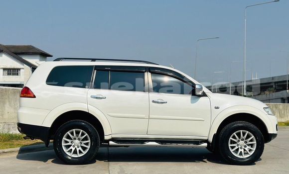 ซื้อ รถมือสอง Mitsubishi Pajero ขาว รถยนต์ ใน %{เมือง} ใน กรุงเทพมหานคร ซื้อ รถมือสอง Mitsubishi Pajero ขาว รถยนต์ ใน %{เมือง} ใน กรุงเทพมหานคร